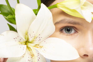 色素沈着・シミが悪化？クマ取り後のスキンケア注意点